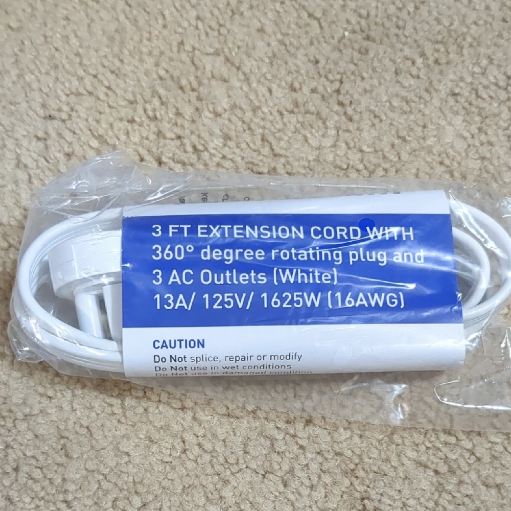 White 3 FT Extension Cord with Rotating Plug